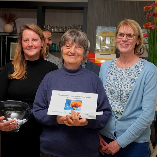 De winnares met haar cadeaubon