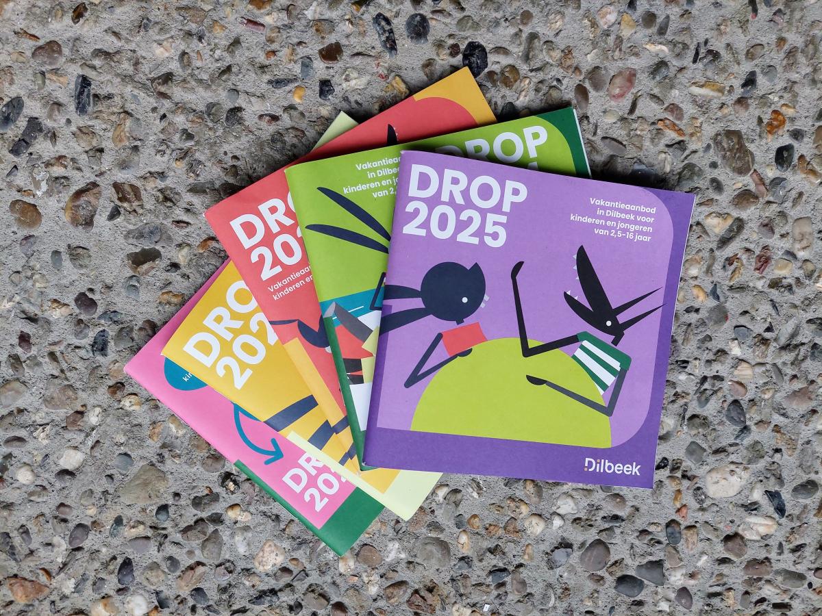Stapel DROP-magazines