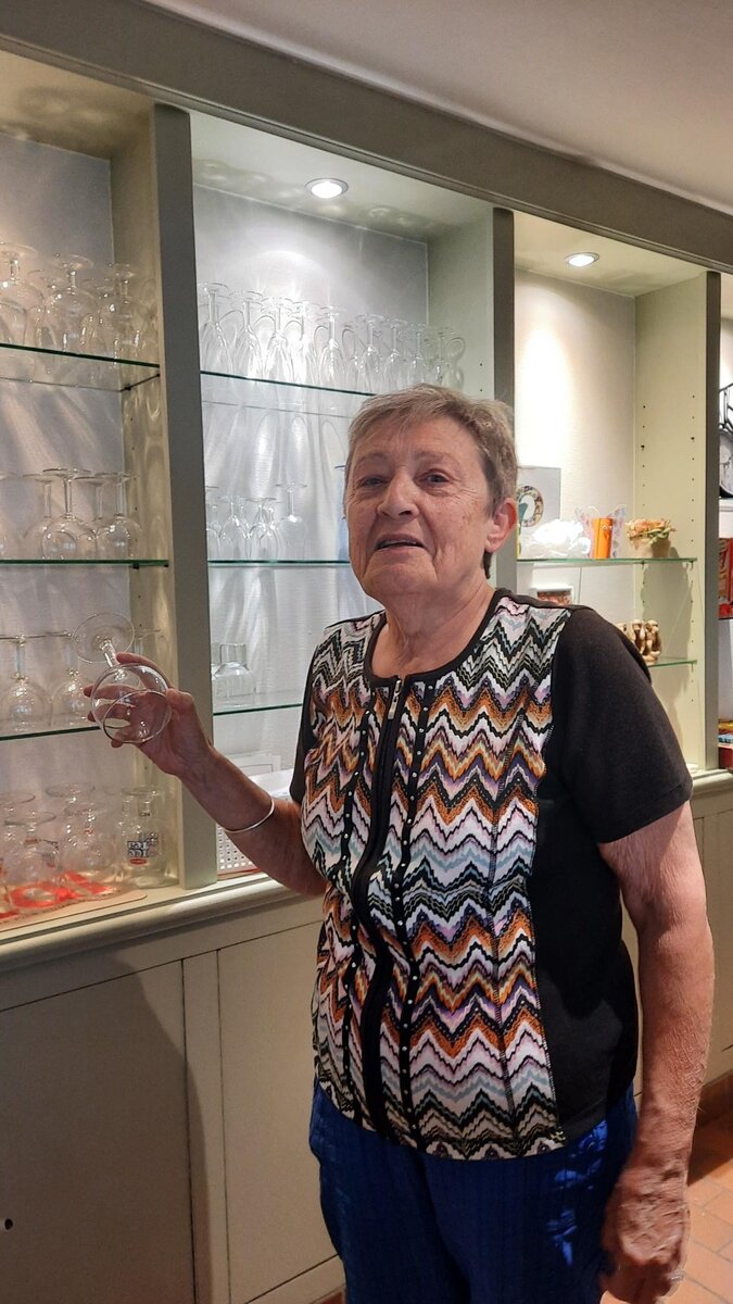 Helpende handen en vlotte babbels gezocht