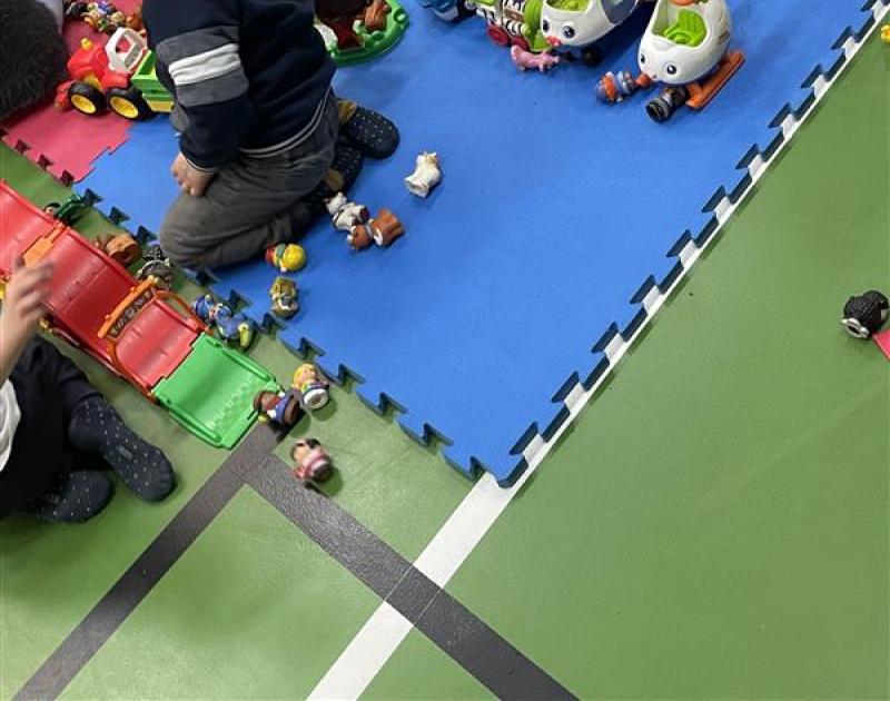 kleuters aan het spelen