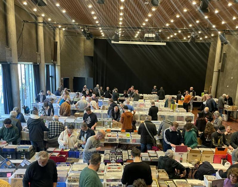 Vinyl platenbeurs - MyGeneration © onbekend
