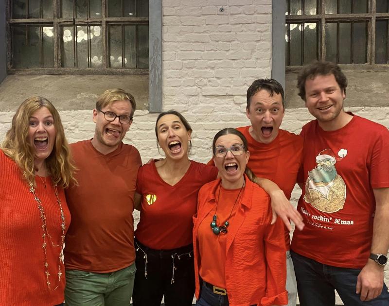 Kerstspecial improvisatieshow Dannii Dawell © Dannii Dawell