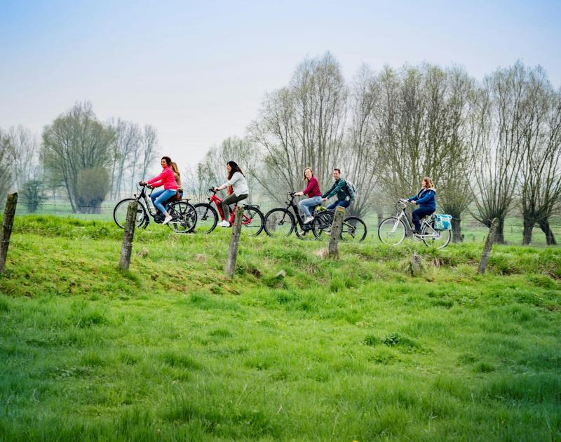Fietsen, proeven en beleven: Lambiek-Bruegelroute © Lander Loeckx