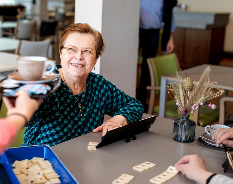 Rummikub, scrabble, Triominos: de spelregels uitgelegd! © team ouderenwelzijn