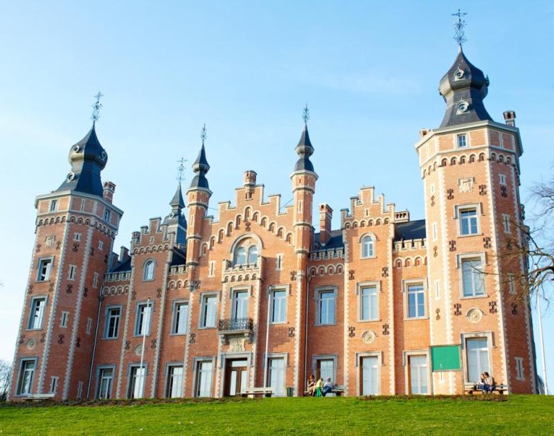 Foto van gemeentehuis kasteel