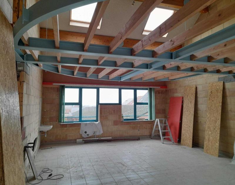 Bouw mezzanine 1e en 2e leerjaar