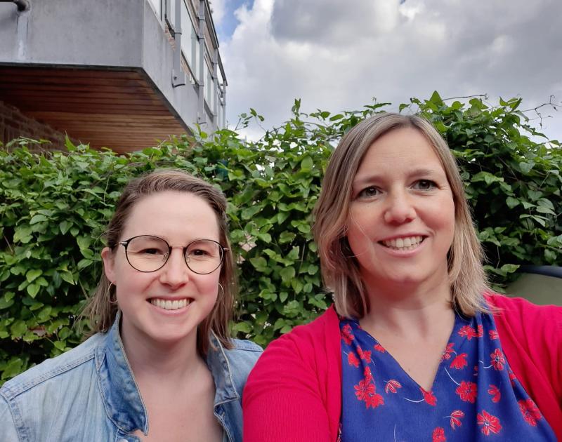 juf Sakina en juf Veerle
