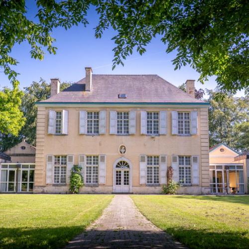 foto van grasveld aan Kasteel La Motte
