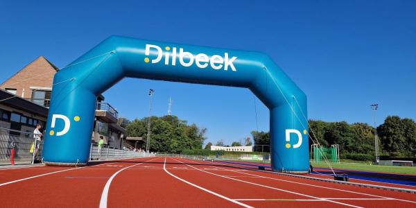 Startboog op atletiekpiste