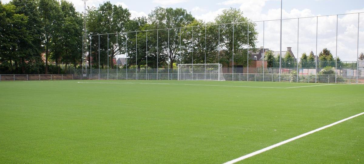 Voetbalveld kunstgras