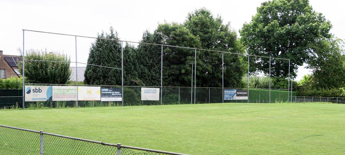 Schepdaal Voetbalveld Gras